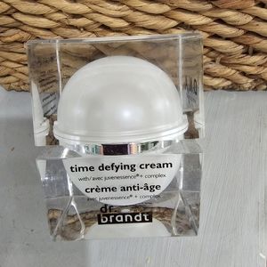 DR brandt time defying cream